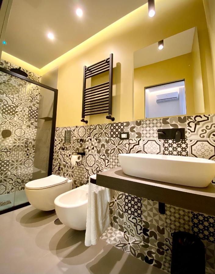 Bed & Breakfast L'infinito 88 Naples