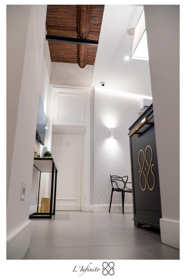 Bed & Breakfast L'infinito 88 *