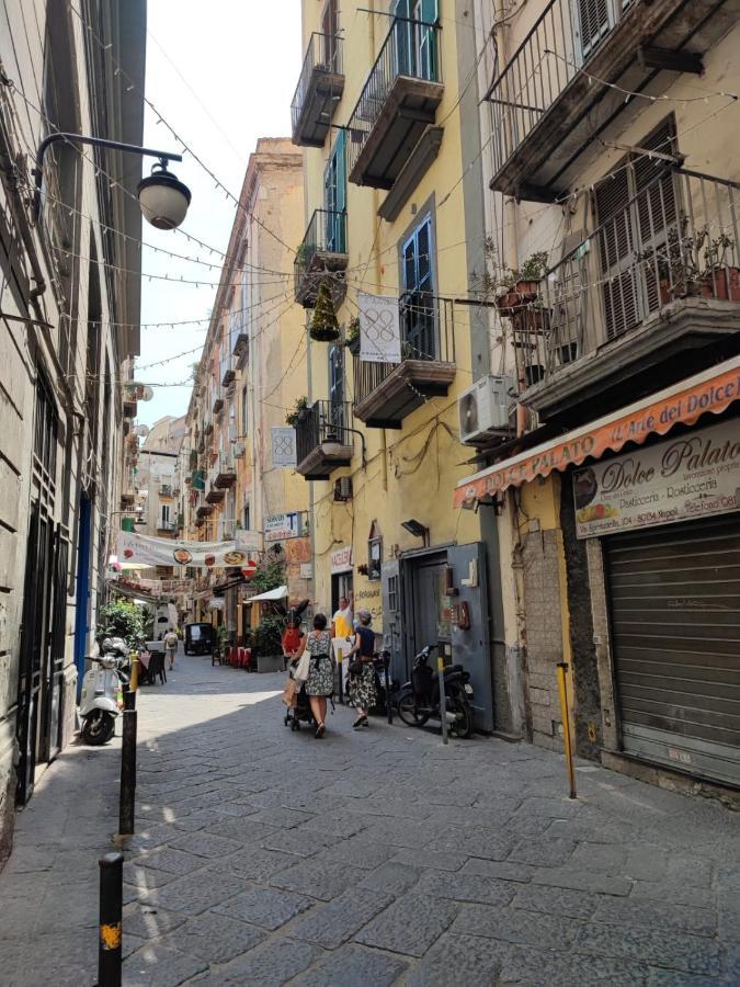 L'infinito 88 Naples